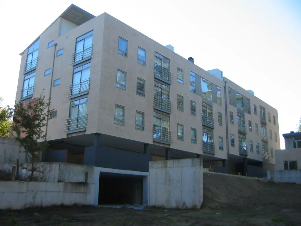 edificio viviendas Brion 02