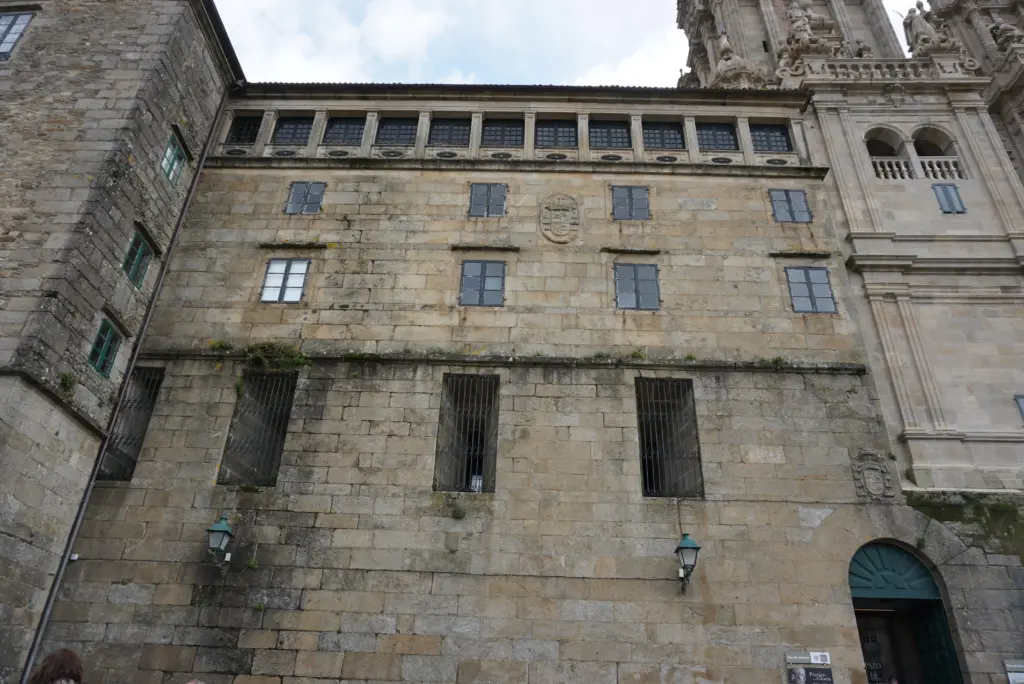 fachada arzobispado santiago2