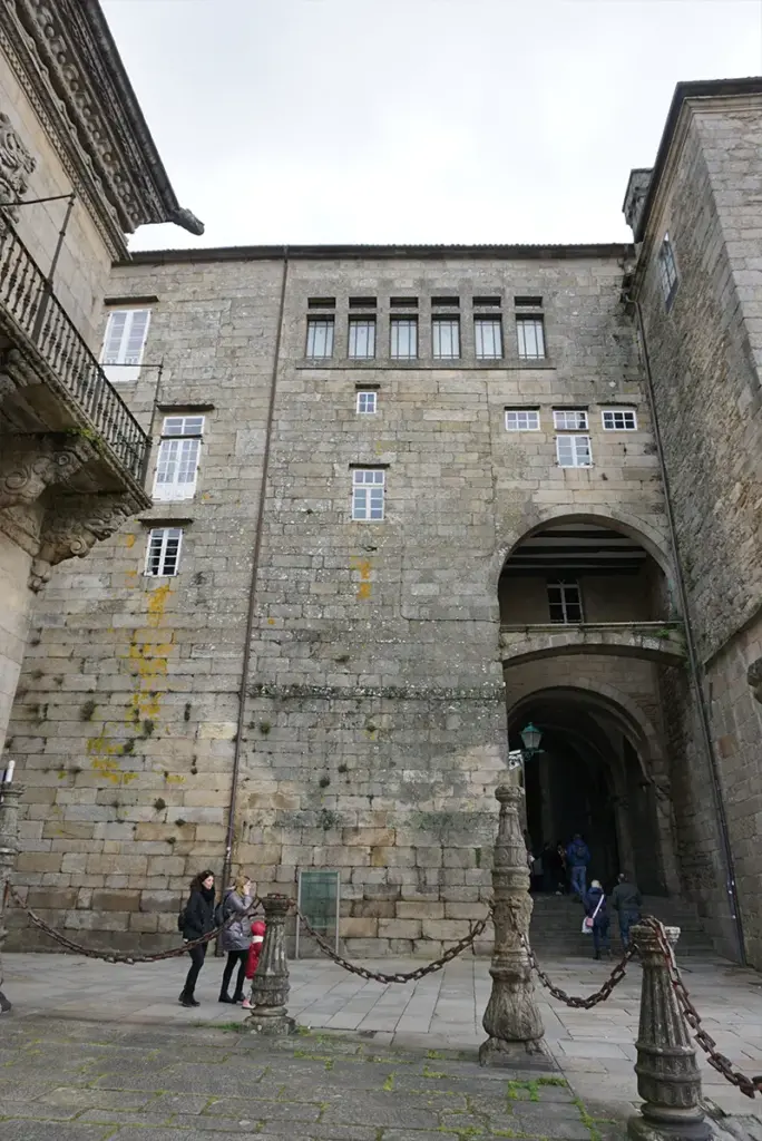 fachada arzobispado santiago7