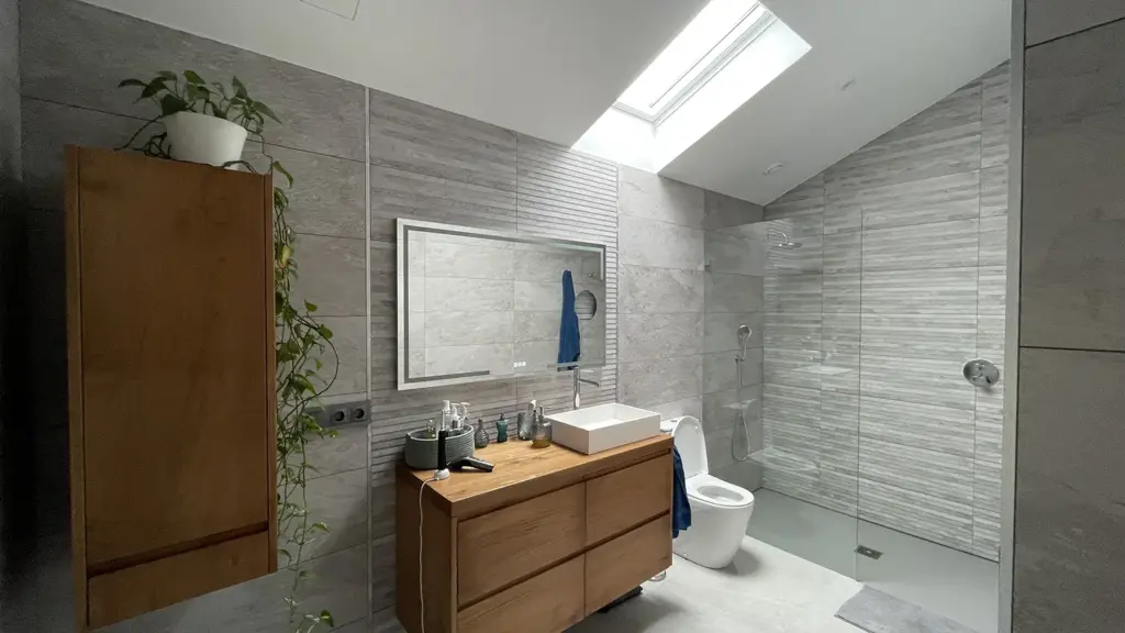 rehabilitacion vivienda baña 08